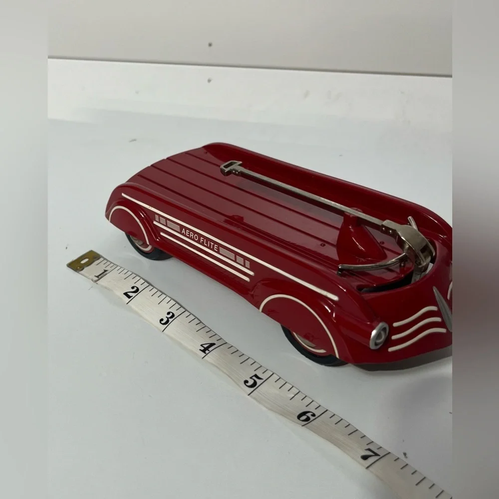 Hallmark 1940 Aero Flite Wagon replica - Picture 5 of 9